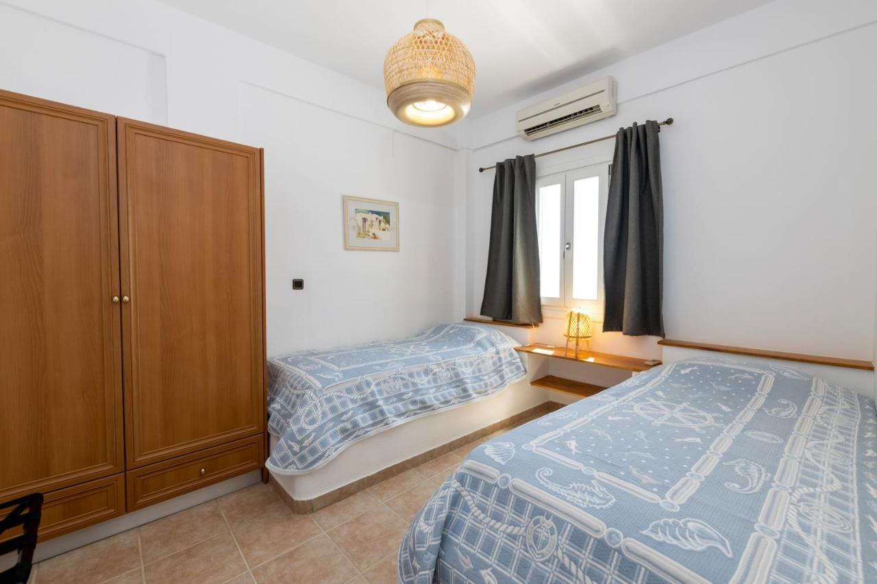 Pension Moschoula Platis Gialos  Exterior photo