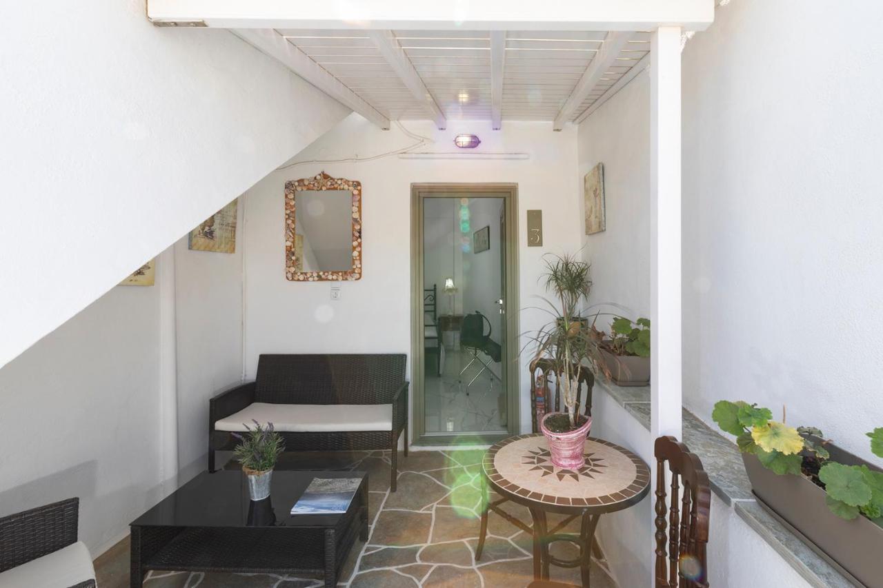 Pension Moschoula Platis Gialos  Exterior photo